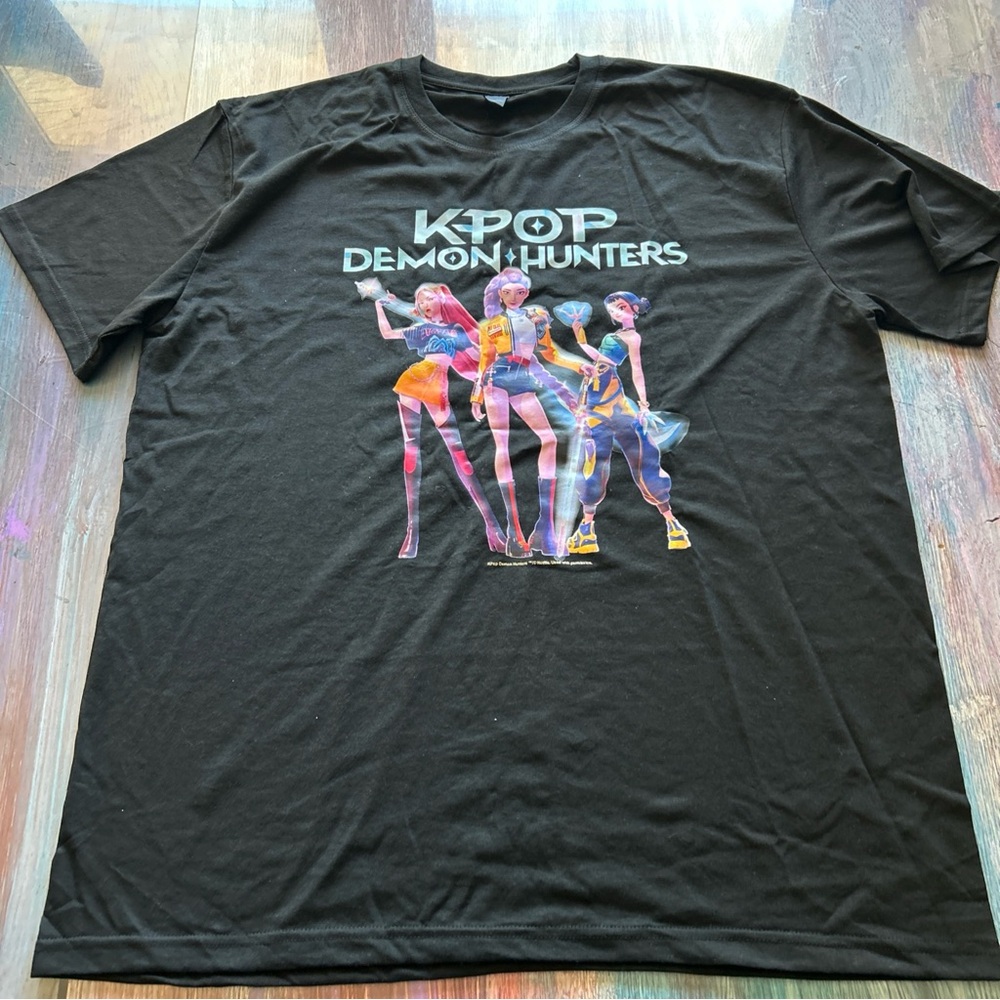 KPOP Demon Hunters Black Graphic T-Shirt size XL